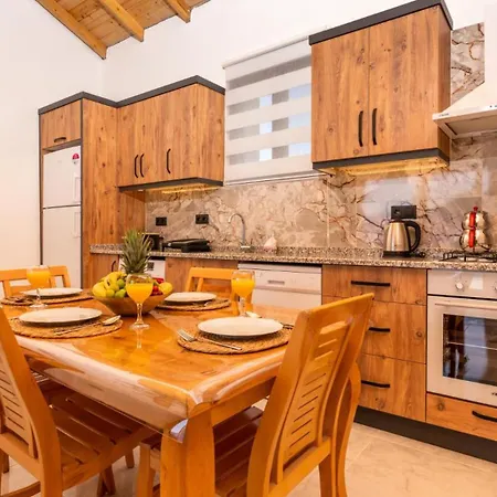 Bezirgan Village 2 Bedroom 1400 * Kalkan